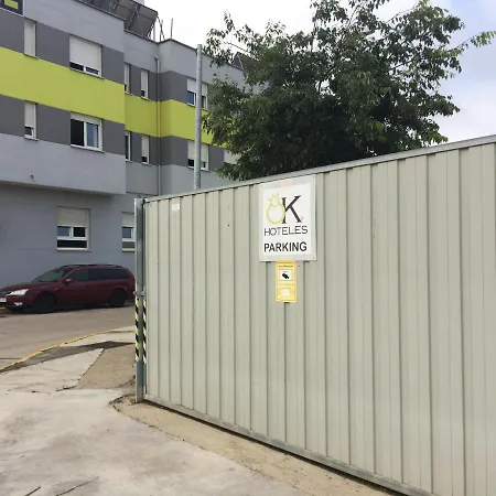 Ok Estudios Plata ホテル