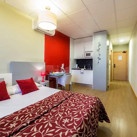 Hotell Ok Estudios Plata 3*