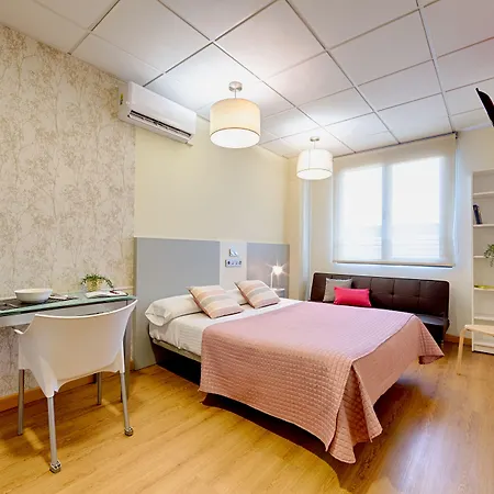 Ok Estudios Plata Hotell 3*