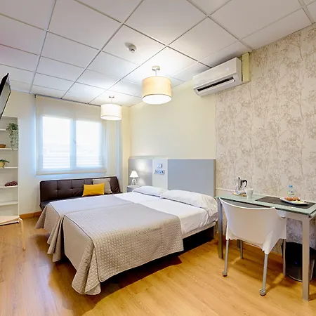 Ok Estudios Plata Hotell