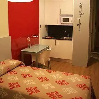 Ok Estudios Plata Hotel