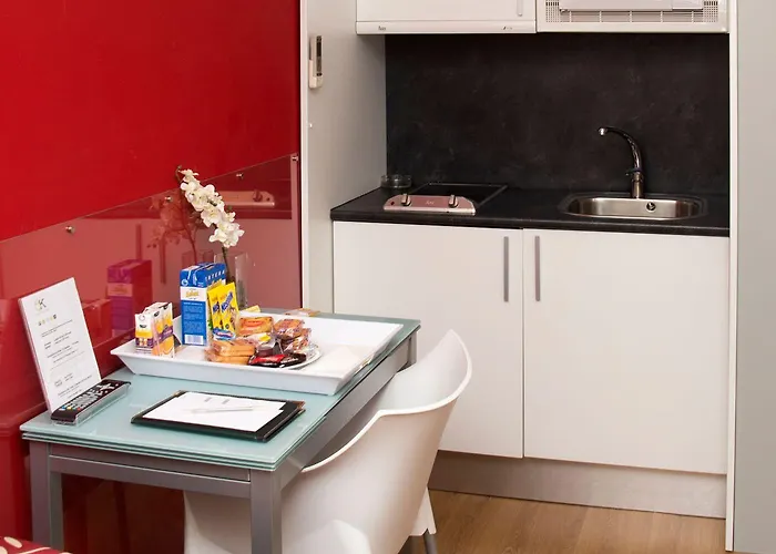 Ok Estudios Plata Hotel